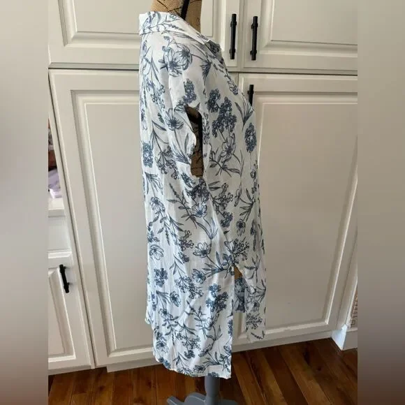 Rayon duster blouse - Picture 2 of 7